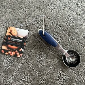 NWT Masterclass Stainless Steel Measuring Spoons Silicone Handle